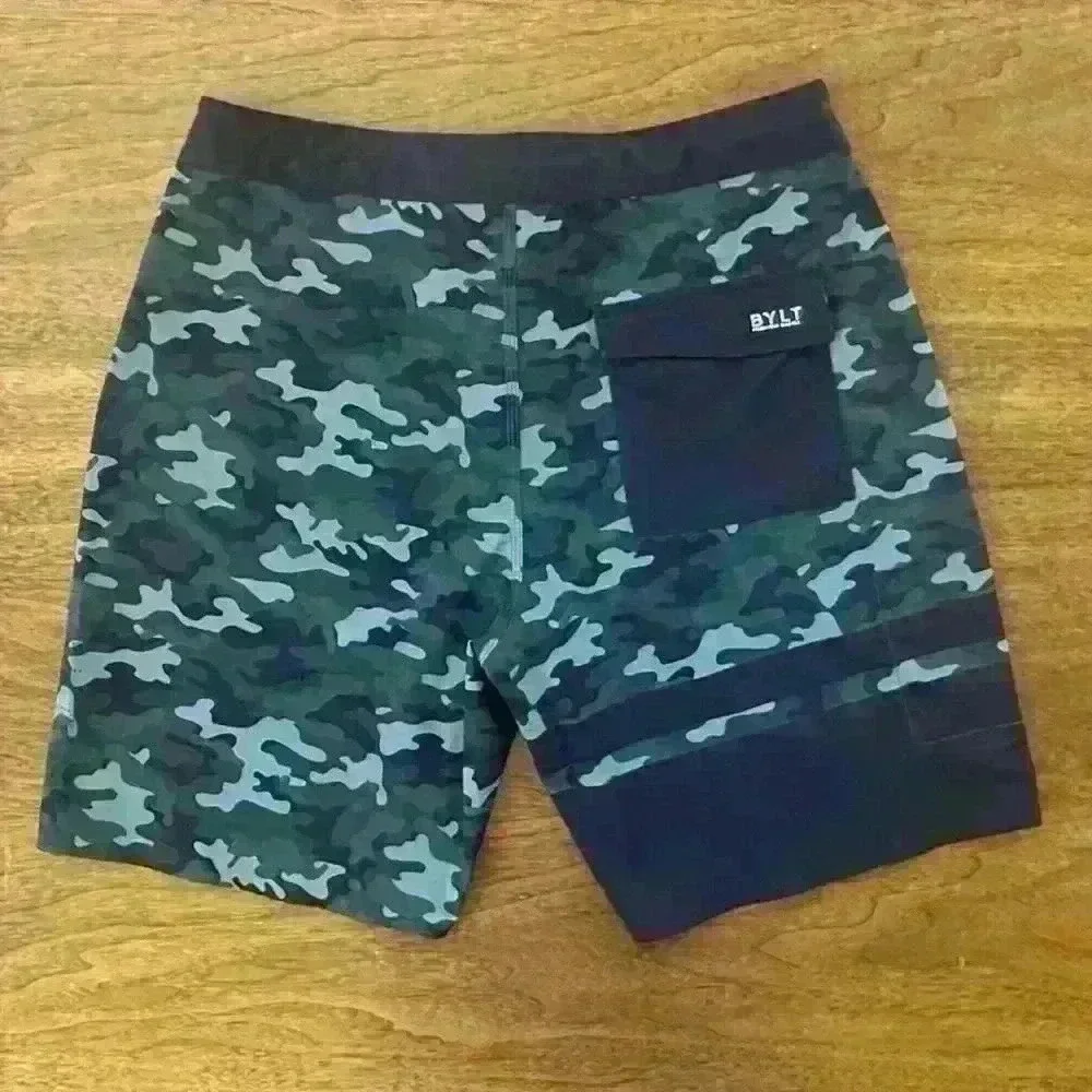 BYLT “Coastal Board Short” Green/Black Camo Print Size Large EUC!
